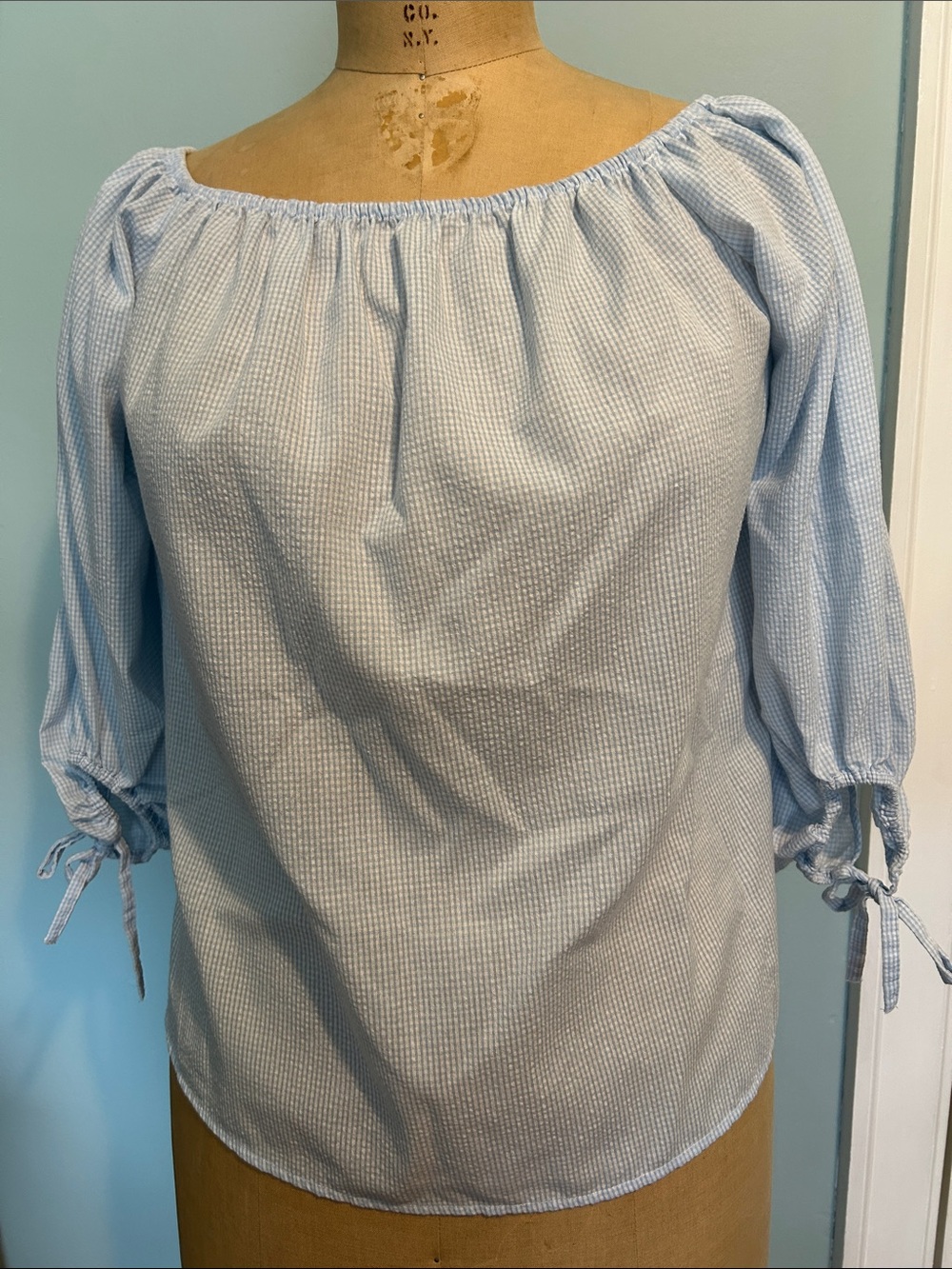 MICHAEL Michael Kors Light Blue Seersucker Off-Shoulder Top